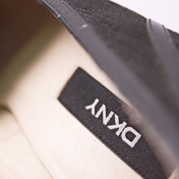 DKNY Black Stiletto Kilt Pointed Toe Pumps - Picture 7 of 12